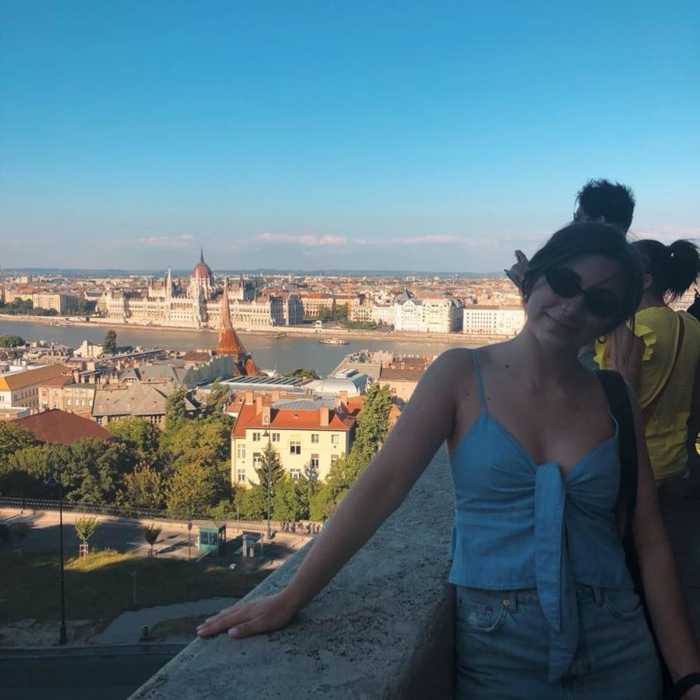 Meet your Posher, Julie